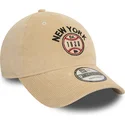 beige-verstellbare-kappe-the-empire-state-9twenty-cord-von-new-york-stadte-und-strande-von-new-era