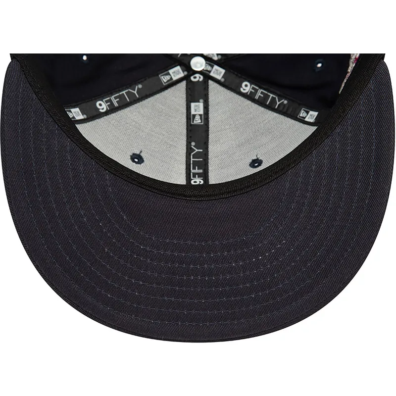 gorra-plana-azul-marino-snapback-con-logo-rosa-9fifty-seasonal-flower-de-new-york-yankees-mlb-de-new-era