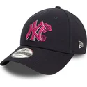cepur-izliekta-tumsi-zils-regulejams-rosa-9forty-flower-icon-no-new-york-yankees-mlb-no-new-era