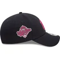 marineblaue-verstellbare-9forty-kappe-mit-rosa-logo-und-flower-icon-der-new-york-yankees-mlb-von-new-era