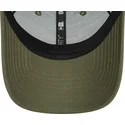 grune-verstellbare-9forty-seasonal-kappe-von-vespa-piaggio-von-new-era