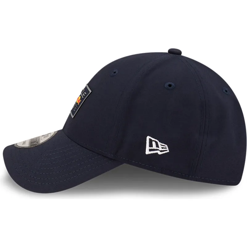 cepur-izliekta-tumsi-zils-regulejams-9forty-repreve-graphic-no-red-bull-racing-formula-1-no-new-era