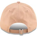 beige-verstellbare-9forty-seasonal-kappe-von-mclaren-racing-formula-1-von-new-era