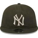 grune-verstellbare-flatcap-9fifty-waxed-canvas-der-new-york-yankees-mlb-von-new-era