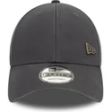 grau-gebogener-verstellbarer-9forty-pin-cap-von-new-era