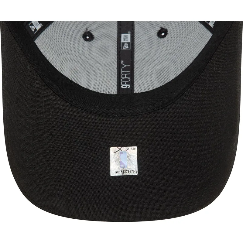 cepur-izliekta-melns-regulejams-9forty-repreve-mini-no-chicago-bulls-nba-no-new-era