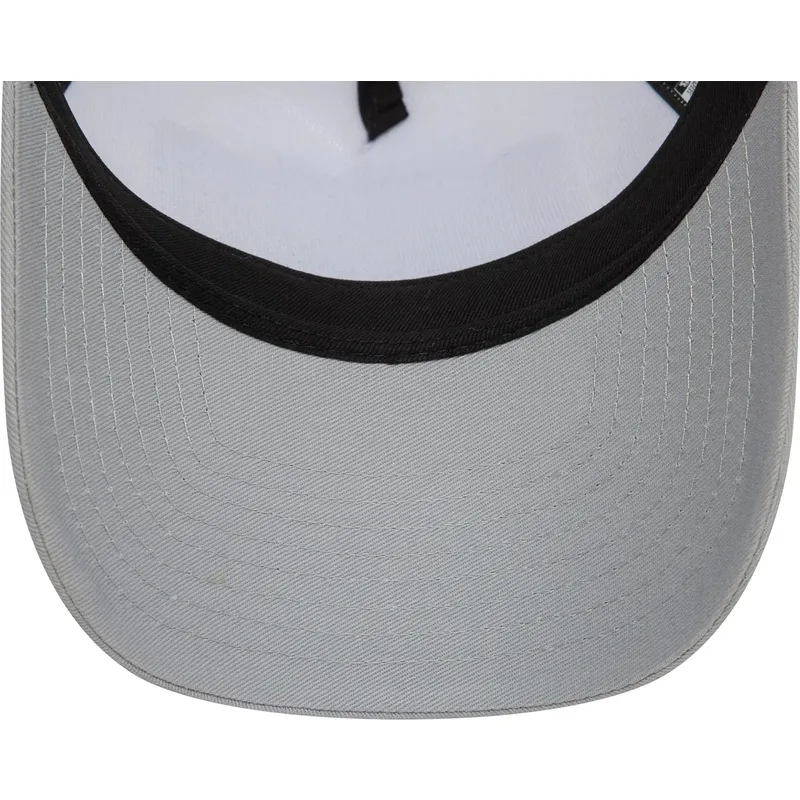 cepur-izliekta-truckeris-peleks-snapback-a-frame-ski-patch-no-st-moritz-ciudades-y-playas-no-new-era