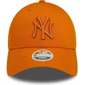 cepur-izliekta-oranzs-regulejams-9forty-league-essential-no-new-york-yankees-mlb-no-new-era
