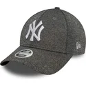 cepur-izliekta-melns-regulejams-9forty-glitter-no-new-york-yankees-mlb-no-new-era