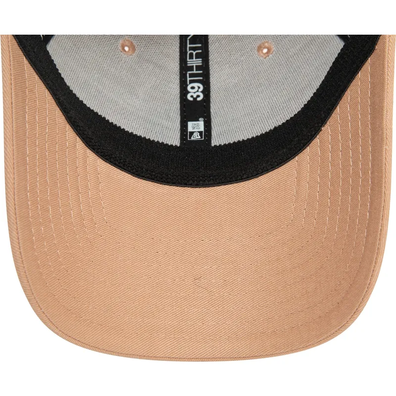 beige-gebogener-fitted-cap-mit-schwarzem-logo-39thirty-league-essential-der-new-york-yankees-mlb-von-new-era