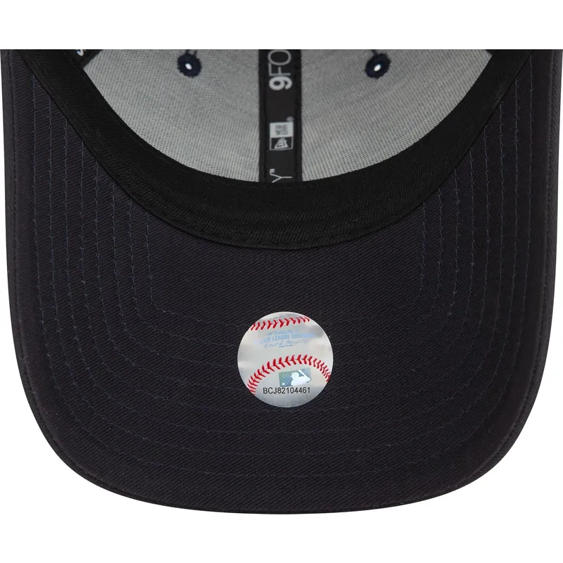 cepur-izliekta-tumsi-zils-regulejams-9forty-side-patch-no-new-york-yankees-mlb-no-new-era