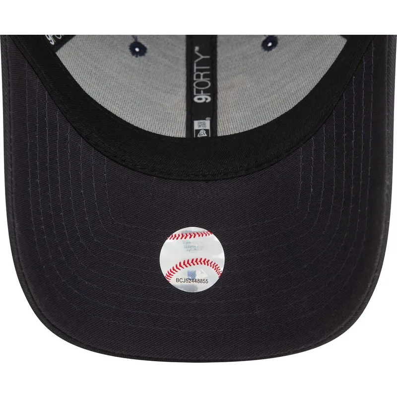cepur-izliekta-tumsi-zils-regulejams-9forty-side-patch-no-boston-red-sox-mlb-no-new-era