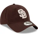 9twenty-core-classic-verstellbare-braune-kappe-mit-gebogenem-schirm-von-den-san-diego-padres-mlb-von-new-era