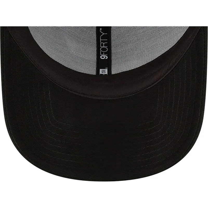 czapka-z-daszkiem-czarna-regulowana-9forty-the-league-utah-jazz-nba-new-era