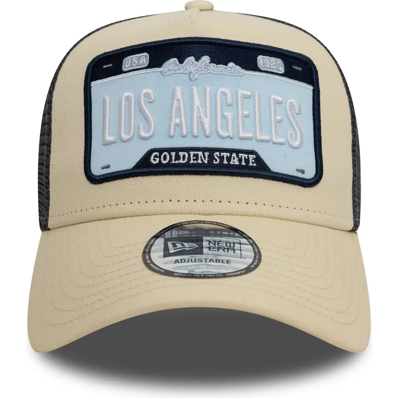 beige-und-schwarze-a-frame-license-plate-trucker-kappe-von-los-angeles-cities-and-beaches-von-new-era