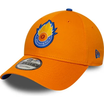 Verstellbare orangefarbene Curved Cap 9FORTY Core von Saiyans FC Kings League von New Era