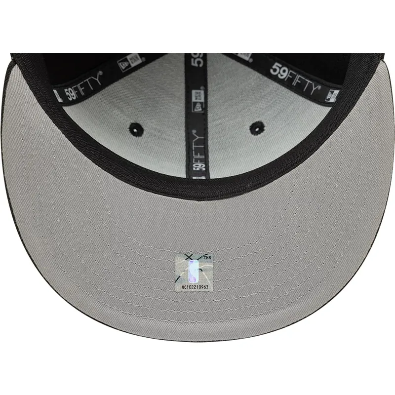 schwarze-enganliegende-59fifty-classic-flatcap-der-sacramento-kings-nba-von-new-era