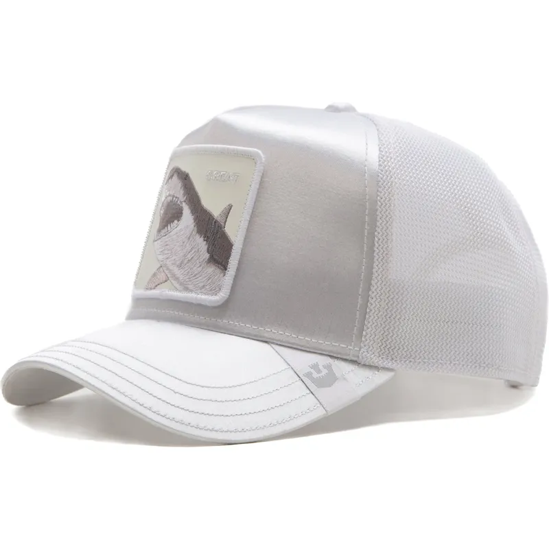 cepur-izliekta-truckeris-balts-snapback-great-a-bigger-boat-the-farm-total-whiteout-the-farm-no-goorin-bros