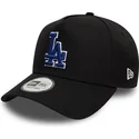 schwarze-snapback-cap-mit-gebogenem-schirm-und-blauem-logo-9forty-a-frame-world-series-patch-der-los-angeles-dodgers-mlb-von-new