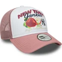 weisse-und-rosa-trucker-cap-9forty-a-frame-fruit-graphic-der-new-york-yankees-mlb-von-new-era