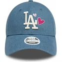 verstellbare-blaue-damen-cap-mit-gebogenem-schirm-9forty-denim-icon-heart-der-los-angeles-dodgers-mlb-von-new-era