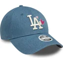 verstellbare-blaue-damen-cap-mit-gebogenem-schirm-9forty-denim-icon-heart-der-los-angeles-dodgers-mlb-von-new-era