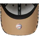 verstellbare-damenkappe-mit-gebogenem-schirm-im-leopardenmuster-9forty-der-new-york-yankees-mlb-von-new-era