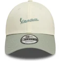 hellgrune-verstellbare-curved-cap-9forty-contrast-side-von-vespa-piaggio-von-new-era