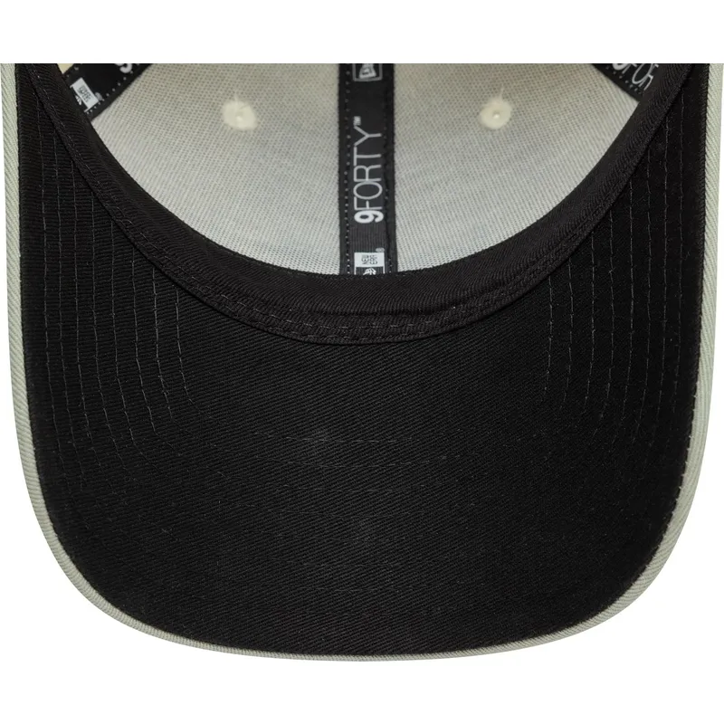 cepur-izliekta-zals-regulejams-9forty-contrast-side-no-vespa-piaggio-no-new-era