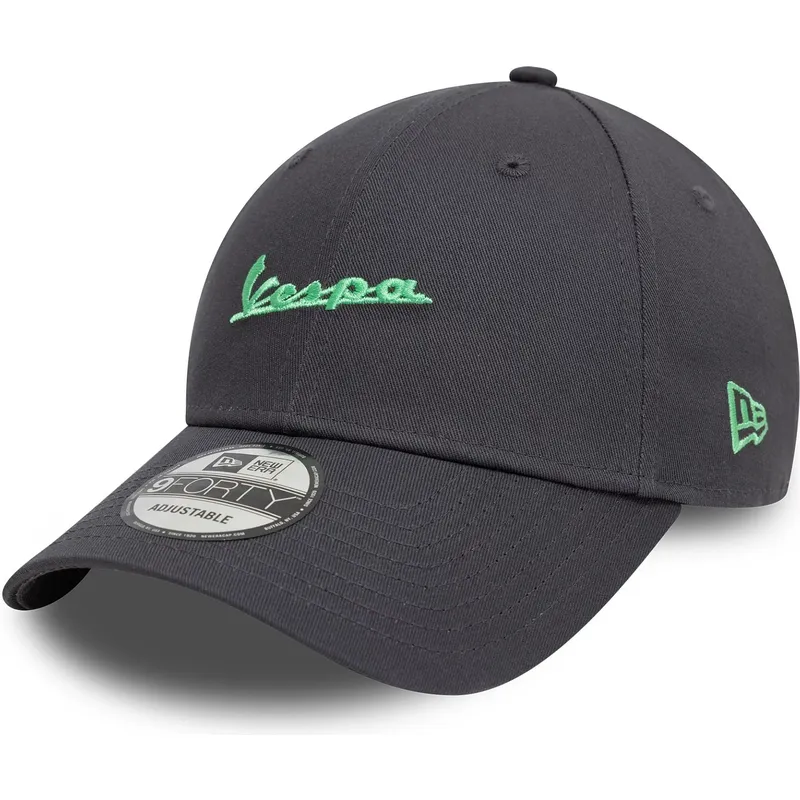 graue-verstellbare-curved-cap-mit-grunem-logo-9forty-side-print-von-vespa-piaggio-von-new-era