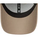 cap-izliekta-brown-adjustable-strap-claro-9forty-league-essential-no-new-york-yankees-mlb-no-new-era