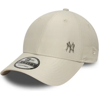 Cepur izliekta bēšs regulējama lente 9FORTY Flawless no New York Yankees MLB no New Era