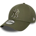 cepur-izliekta-zals-regulejama-lente-9forty-outline-no-new-york-yankees-mlb-no-new-era
