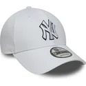 cap-izliekta-white-adjustable-strap-9forty-outline-no-new-york-yankees-mlb-no-new-era