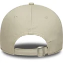 bezowa-regulowana-czapka-z-zakrzywionym-daszkiem-9twenty-mini-logo-new-york-yankees-mlb-od-new-era