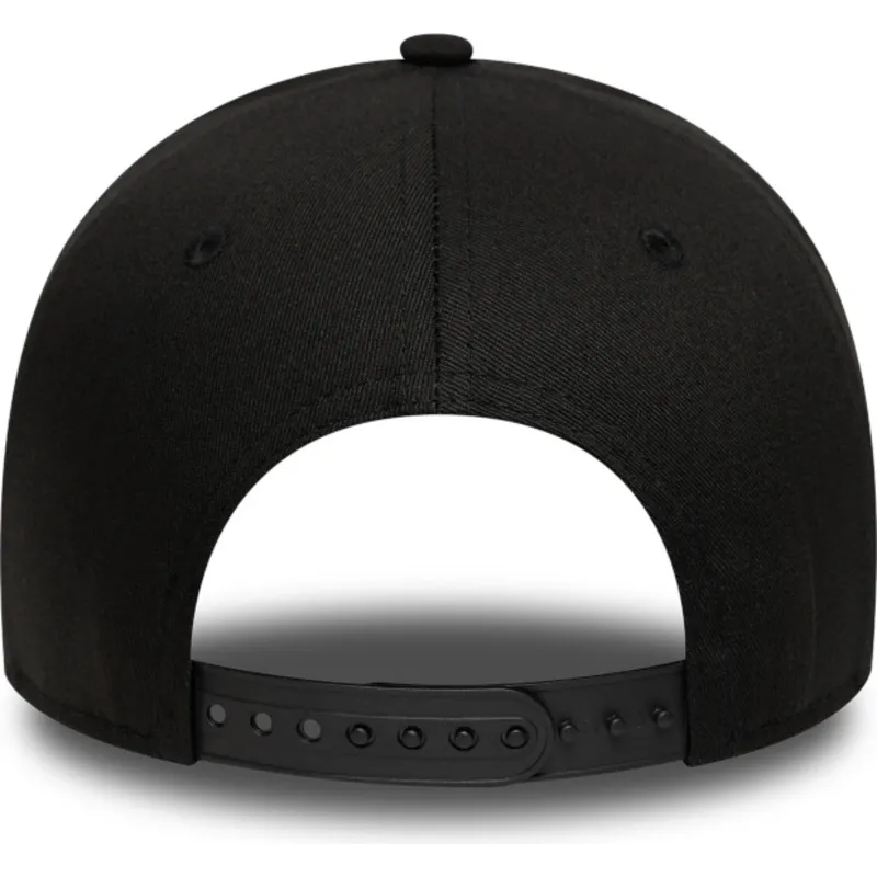 schwarze-gebogene-snapback-kappe-mit-schwarzem-e-frame-league-essential-logo-der-new-york-yankees-mlb-von-new-era
