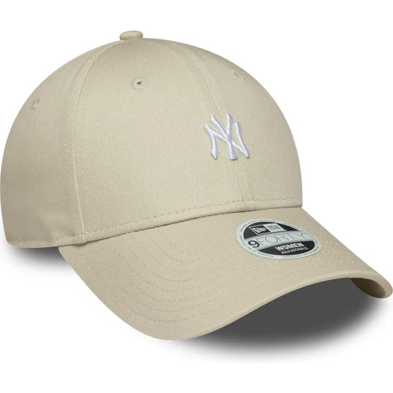 bezowa-regulowana-czapka-z-zakrzywionym-daszkiem-dla-kobiet-9forty-mini-logo-new-york-yankees-mlb-new-era