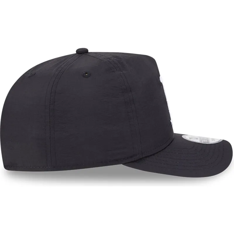 cepur-izliekta-melns-regulejams-golfer-everyday-nylon-no-boston-red-sox-mlb-no-new-era