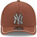 cepur-izliekta-bruns-snapback-9forty-m-crown-a-frame-motorsport-no-new-york-yankees-mlb-no-new-era