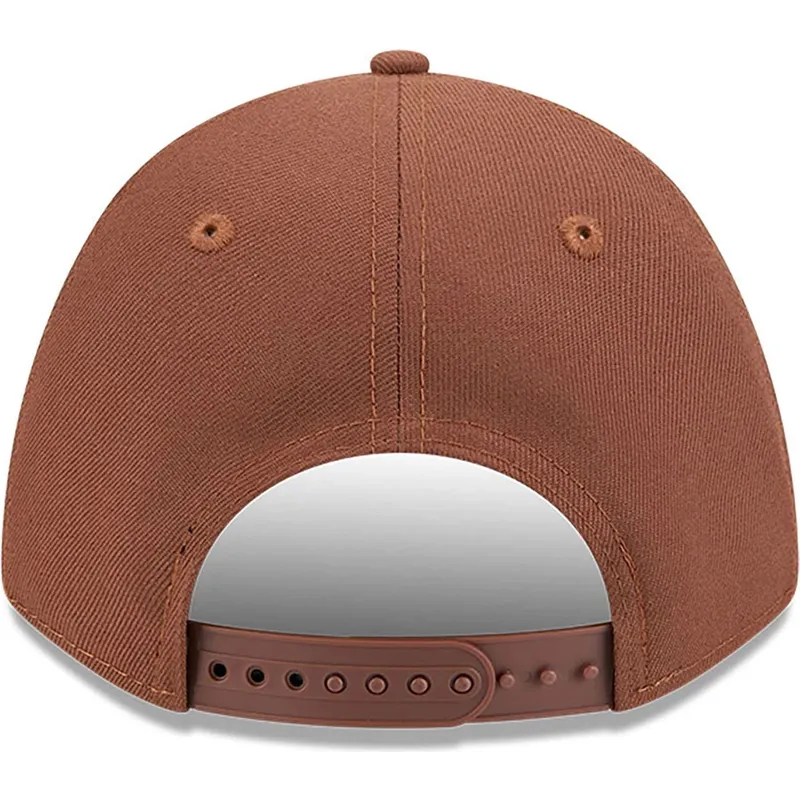 cepur-izliekta-bruns-snapback-9forty-m-crown-a-frame-motorsport-no-new-york-yankees-mlb-no-new-era