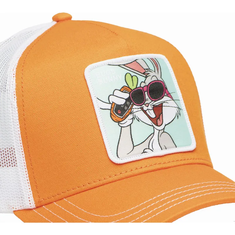 cepur-izliekta-truckeris-oranzs-snapback-loo11-bug2-bakss-bannijs-looney-tunes-no-capslab