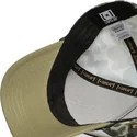 capslab-daffy-duck-loo11-cam-looney-tunes-white-and-camouflage-trucker-hat