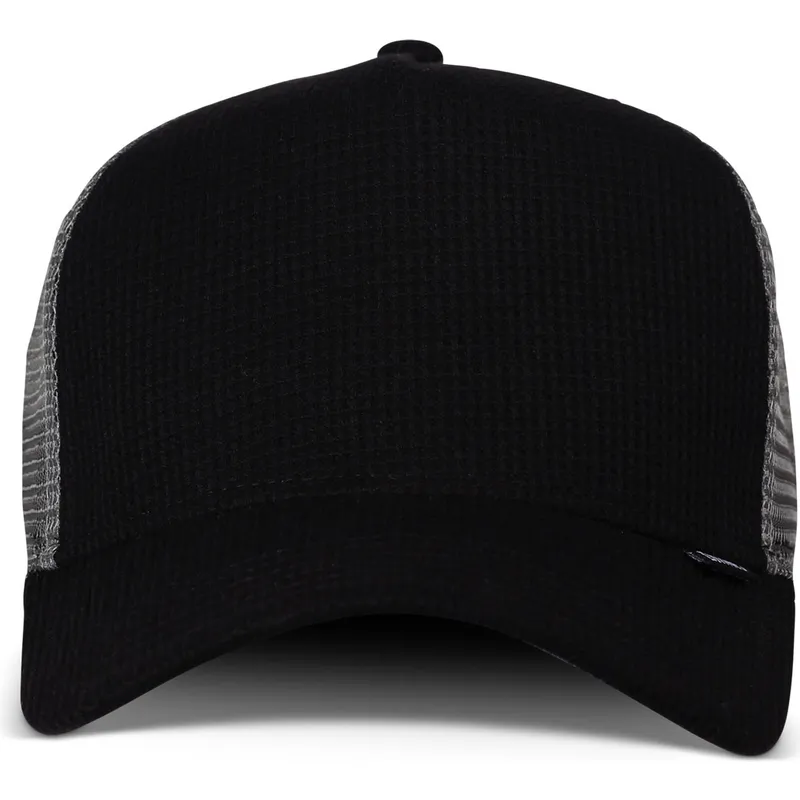 cap-izliekta-black-snapback-no-djinns
