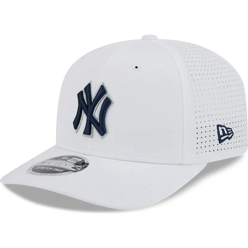cepur-izliekta-truckeris-balts-snapback-9seventy-perf-spring-training-fan-pack-2025-no-new-york-yankees-mlb-no-new-era