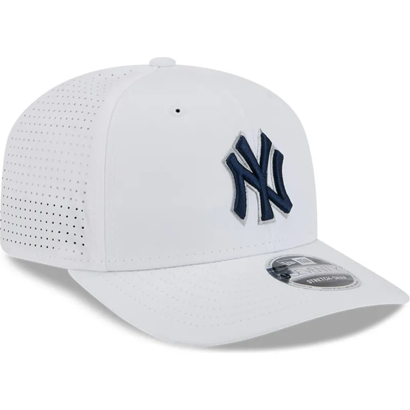 cepur-izliekta-truckeris-balts-snapback-9seventy-perf-spring-training-fan-pack-2025-no-new-york-yankees-mlb-no-new-era