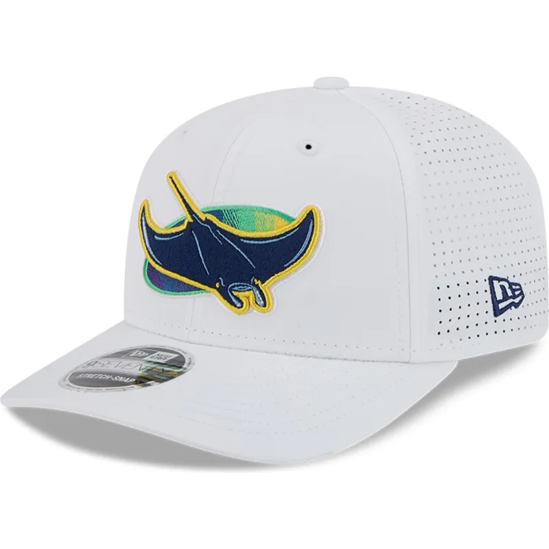 cepur-izliekta-truckeris-balts-snapback-9seventy-perf-spring-training-fan-pack-2025-no-tampa-bay-rays-mlb-no-new-era