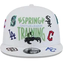 cepur-plakana-balts-snapback-9fifty-scatter-spring-training-fan-pack-2025-no-mlb-no-new-era