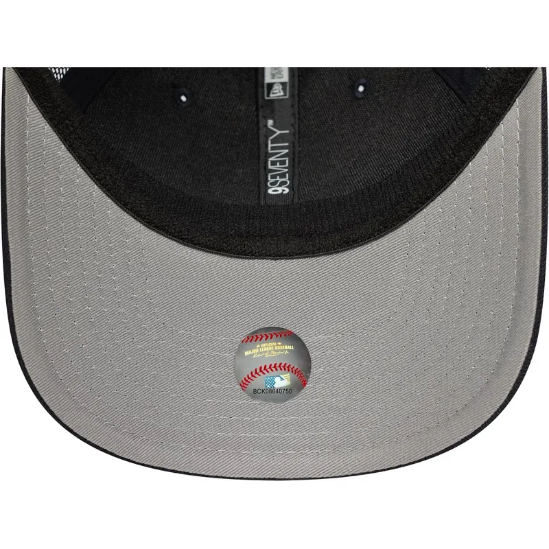 cap-izliekta-navy-blue-snapback-9seventy-stretch-snap-no-new-york-yankees-mlb-no-new-era