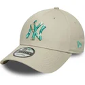 cap-izliekta-beige-adjustable-strap-9forty-seasonal-infill-no-new-york-yankees-mlb-no-new-era