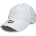 cap-izliekta-white-adjustable-strap-9twenty-broderie-no-new-york-yankees-mlb-no-new-era